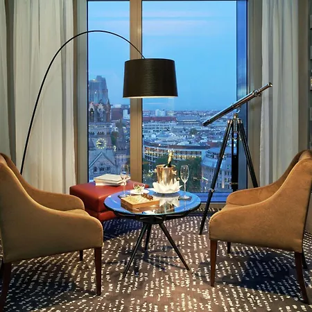 Waldorf Astoria 5* Берлин