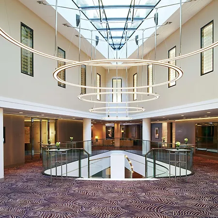 Waldorf Astoria 5* Berlín