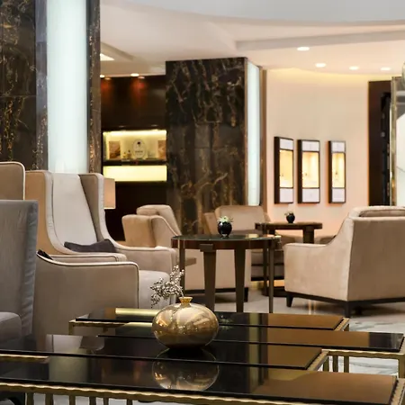 Waldorf Astoria 5*