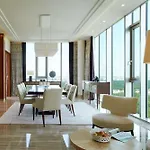 Waldorf Astoria Otel 5*
