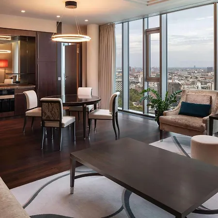 Waldorf Astoria 5* ברלין