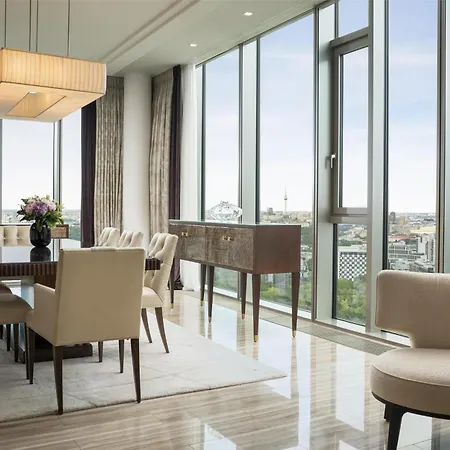 Hotel Waldorf Astoria 5*