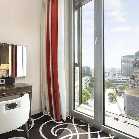 Waldorf Astoria Hotel 5*