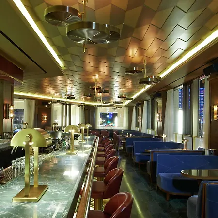 Waldorf Astoria Hotel 5*