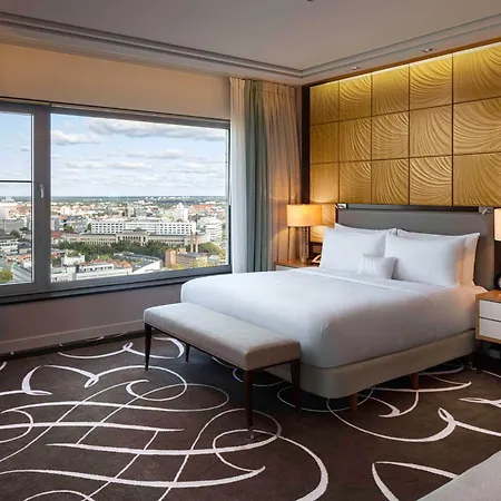 Hotel Waldorf Astoria 5*