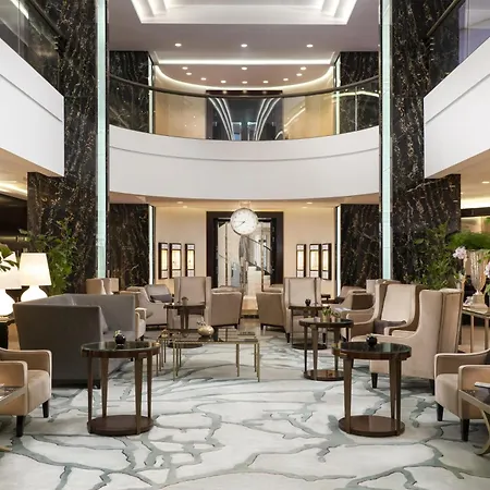 Hotel Waldorf Astoria 5*